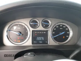 2014 Cadillac Escalade Premium z VIN 1GYS4CEF5ER221795, wystawiony jako Copart lot #55036035 z przebiegiem 136 606 mil mil oraz Szkoda całkowita • Salvage title. Historia ofert i sprzedaży dostępna na DreamBid. Obrazek 9.