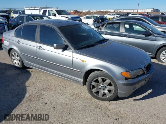 2004 BMW 3 Series 325i with VIN WBAET37414NJ84667, listed as a IAAI auction lot 41723669 with 160,384 mi miles. Bid and sale history available at carsss.com. Image 1.