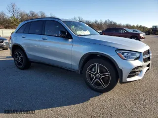 2022 Mercedes-Benz GLC with VIN W1N0G8EB2NG082521, listed as a Copart auction lot 84461794 with 9,751 mi miles and Salvage Title. Bid and sale history available at carsss.com. Image 4.