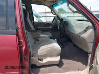 2001 Ford F-150 XLT с VIN 1FTRW07L51KE49668, выставлен на аукционе IAAI как лот 42131067 с пробегом 198 468 миль миль и . История ставок и продаж доступна на DreamBid. Изображение 5.