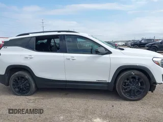 2021 GMC Terrain SLE с VIN 3GKALMEV5ML369697, выставлен на аукционе IAAI как лот 40910723 с пробегом Не указан миль и . История ставок и продаж доступна на DreamBid. Изображение 13.
