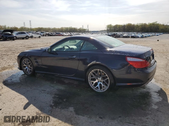 2013 Mercedes-Benz SL 550 z VIN WDDJK7DAXDF005693, wystawiony jako Copart lot #51495395 z przebiegiem 135 406 mil mil oraz Szkoda całkowita • Salvage title. Historia ofert i sprzedaży dostępna na DreamBid. Obrazek 2.