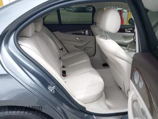 2018 Mercedes-Benz E-Class E 300 with VIN WDDZF4JB3JA409950, listed as a IAAI auction lot 42032598 with 44,381 mi miles. Bid and sale history available at carsss.com. Image 8.