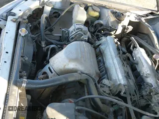 2001 Toyota Camry LE с VIN JT2BG22K010565423, выставлен на аукционе IAAI как лот 43325567 с пробегом 160 121 миль миль и . История ставок и продаж доступна на DreamBid. Изображение 19.