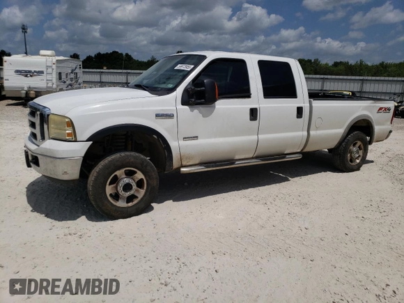 2005 Ford F-250 XL z VIN 1FTSW21P15EC09840, wystawiony jako Copart lot #59973955 z przebiegiem 407 922 mil mil oraz Szkoda całkowita • Salvage title. Historia ofert i sprzedaży dostępna na DreamBid. Obrazek 1.