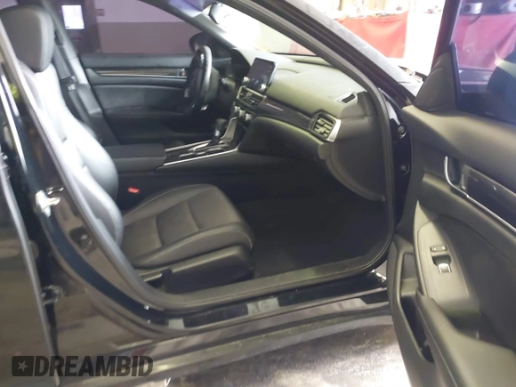 2019 Honda Accord Sport with VIN 1HGCV1F39KA074151, listed as a IAAI auction lot 41644585 with 116,628 mi miles and . Bid and sale history available at DreamBid. Image 5.
