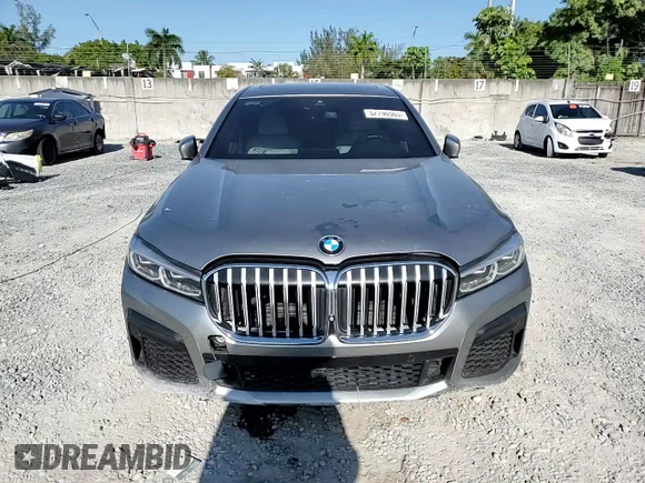 2020 BMW 7 Series 740i with VIN WBA7T2C02LCD43327, listed as a Copart auction lot 52796565 with 79,744 mi miles and Non Repairable. Bid and sale history available at carsss.com. Image 14.