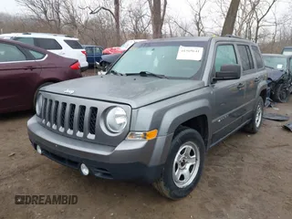 2013 Jeep Patriot Sport z VIN 1C4NJPBA6DD187373, wystawiony jako IAAI lot #41569641 z przebiegiem 172 408 mil mil oraz . Historia ofert i sprzedaży dostępna na DreamBid. Obrazek 2.
