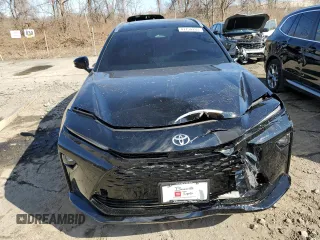 2025 Toyota Crown XLE z VIN JTDACAAJ3S3006403, wystawiony jako Copart lot #47754795 z przebiegiem 859 mil mil oraz Szkody całkowita. Historia ofert i sprzedaży dostępna na DreamBid. Obrazek 5.