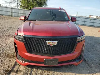 2021 Cadillac Escalade Sport Platinum with VIN 1GYS3GKL9MR439628, listed as a Copart auction lot 68654734 with 62,272 mi miles and Clean Title. Bid and sale history available at carsss.com. Image 5.