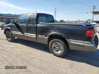 1996 GMC Sonoma SLS with VIN 1GTCS19XXT8530270, listed as a Copart auction lot 45520675 with 263,828 mi miles and Salvage Title. Bid and sale history available at carsss.com. Image 2.