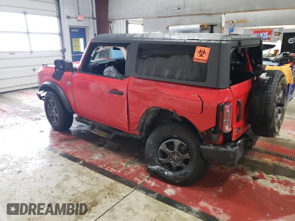 2022 Ford Bronco z VIN 1FMDE5AH6NLB67534, wystawiony jako Copart lot #44528055 z przebiegiem 20 937 mil mil oraz Szkoda całkowita • Salvage title. Historia ofert i sprzedaży dostępna na DreamBid. Obrazek 2.
