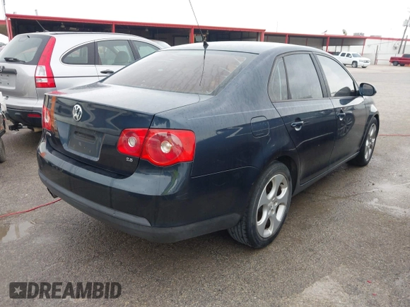 2008 Volkswagen Jetta S z VIN 3VWJM71K68M071159, wystawiony jako IAAI lot #42268102 z przebiegiem 159 231 mil mil oraz . Historia ofert i sprzedaży dostępna na DreamBid. Obrazek 4.