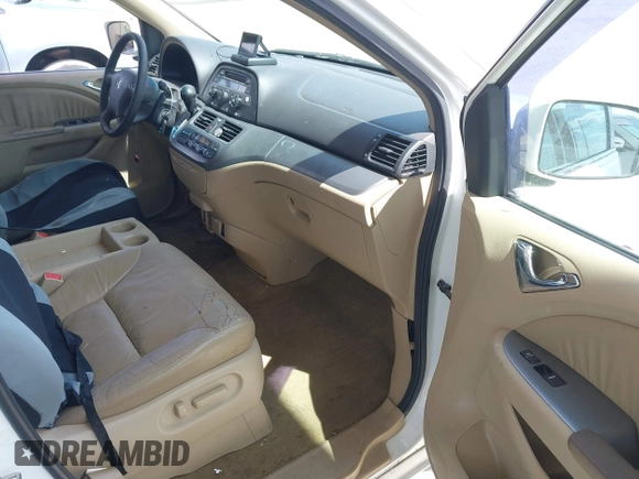 2009 Honda Odyssey EX-L with VIN 5FNRL386X9B056552, listed as a IAAI auction lot 42126144 with 194,722 mi miles. Bid and sale history available at carsss.com. Image 5.