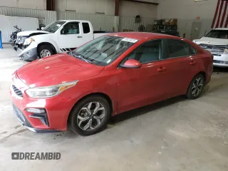 2021 Kia Forte LXS z VIN 3KPF24ADXME340377, wystawiony jako Copart lot #54826035 z przebiegiem 81 844 mil mil oraz Szkoda całkowita • Salvage title. Historia ofert i sprzedaży dostępna na DreamBid. Obrazek 1.