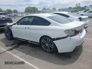 2019 BMW 4 Series 440i z VIN WBA4W7C57KAG52658, wystawiony jako IAAI lot #42301983 z przebiegiem 30 655 mil mil oraz . Historia ofert i sprzedaży dostępna na DreamBid. Obrazek 14.