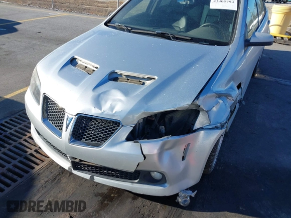 2009 Pontiac G8 GT with VIN 6G2EC57Y89L199534, listed as a IAAI auction lot 41405794 with 238,197 mi miles. Bid and sale history available at carsss.com. Image 6.