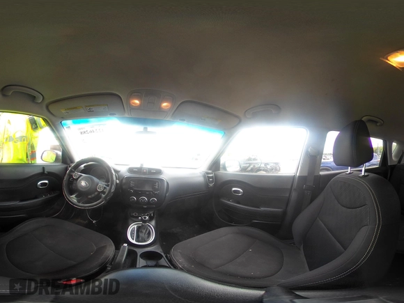 2019 Kia Soul z VIN KNDJN2A28K7662646, wystawiony jako IAAI lot #42246288 z przebiegiem 62 825 mil mil oraz . Historia ofert i sprzedaży dostępna na DreamBid. Obrazek 18.