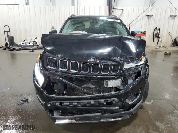 2018 Jeep Compass Limited with VIN 3C4NJDCB0JT333942, listed as a Copart auction lot 73188754 with 52,110 mi miles and Salvage Title. Bid and sale history available at carsss.com. Image 5.