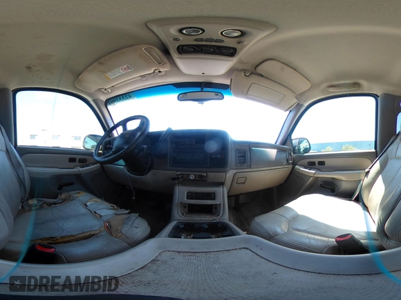 2000 Chevrolet Suburban LS with VIN 3GNFK16T3YG150971, listed as a IAAI auction lot 42333901 with 221,712 mi miles and . Bid and sale history available at DreamBid. Image 20.
