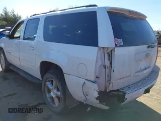 2008 Chevrolet Suburban Commercial with VIN 1GNFK163X8J134555, listed as a IAAI auction lot 41405739 with 205,810 mi miles. Bid and sale history available at carsss.com. Image 6.