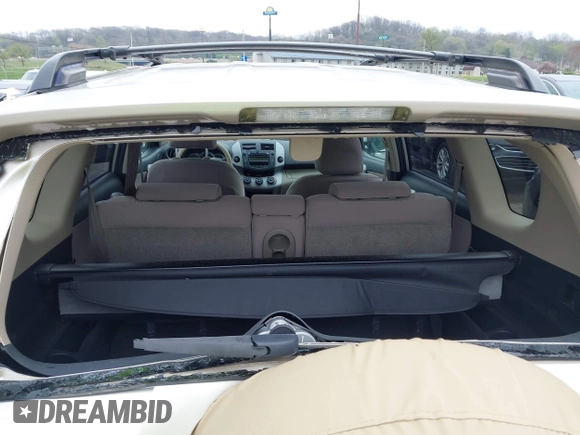 2008 Toyota RAV4 with VIN JTMZD33V486063860, listed as a IAAI auction lot 41985051 with 133,451 mi miles. Bid and sale history available at carsss.com. Image 17.