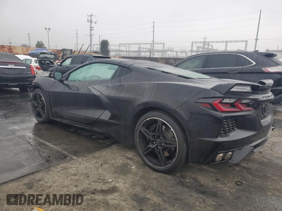 2021 Chevrolet Corvette 1LT with VIN 1G1YA2D42M5107951, listed as a Copart auction lot 86632094 with 27,590 mi miles and Salvage Title. Bid and sale history available at carsss.com. Image 2.