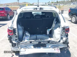 2020 Jeep Compass Latitude with VIN 3C4NJCBB6LT212525, listed as a IAAI auction lot 42558589 with Not provided miles and . Bid and sale history available at DreamBid. Image 6.