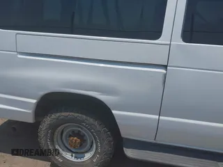 2007 Ford Econoline Passenger XL с VIN 1FBSS31L37DA02717, выставлен на аукционе IAAI как лот 42624237 с пробегом 422 811 миль миль и . История ставок и продаж доступна на DreamBid. Изображение 6.