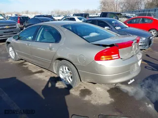 2002 Dodge Intrepid SE with VIN 2B3HD46R92H306859, listed as a IAAI auction lot 41647392 with 175,608 mi miles. Bid and sale history available at carsss.com. Image 3.