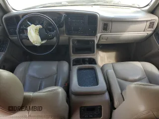 2005 Chevrolet Tahoe LT with VIN 1GNEC13T25R178379, listed as a Copart auction lot 71981674 with 0 mi miles and Salvage Title. Bid and sale history available at carsss.com. Image 8.