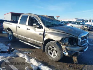 2007 Dodge 2500 SLT with VIN 3D7KR28A47G839233, listed as a IAAI auction lot 41246993 with 246,301 mi miles. Bid and sale history available at carsss.com. Image 1.