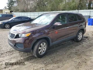 2012 Kia Sorento LX z VIN 5XYKT4A12CG253639, wystawiony jako Copart lot #47832195 z przebiegiem 269 418 mil mil oraz Szkoda całkowita • Salvage title. Historia ofert i sprzedaży dostępna na DreamBid. Obrazek 1.