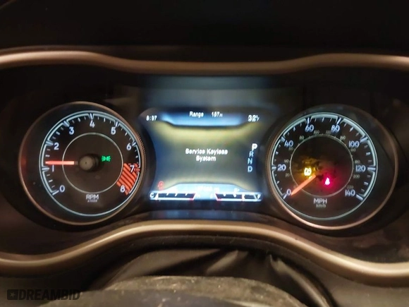 2014 Jeep Cherokee Limited with VIN 1C4PJMDS2EW277428, listed as a IAAI auction lot 41577040 with 157,508 mi miles. Bid and sale history available at carsss.com. Image 7.