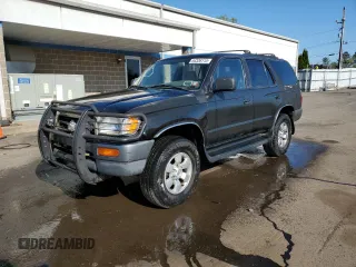 1998 Toyota 4Runner z VIN JT3HM84RXW0030408, wystawiony jako Copart lot #54336115 z przebiegiem 131 673 mil mil oraz Szkoda całkowita • Salvage title. Historia ofert i sprzedaży dostępna na DreamBid. Obrazek 1.