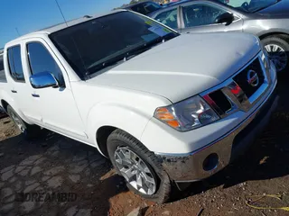 2019 Nissan Frontier SV z VIN 1N6AD0ER5KN742820, wystawiony jako IAAI lot #41358587 z przebiegiem 106 829 mil mil oraz . Historia ofert i sprzedaży dostępna na DreamBid. Obrazek 1.