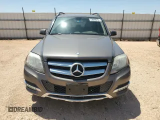 2015 Mercedes-Benz GLK 350 with VIN WDCGG5HB8FG409578, listed as a Copart auction lot 53849675 with 67,271 mi miles and Salvage Title. Bid and sale history available at DreamBid. Image 5.