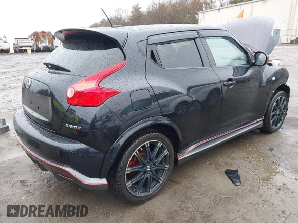 2014 Nissan Juke S with VIN JN8AF5MV7ET362861, listed as a IAAI auction lot 41832662 with 151,943 mi miles. Bid and sale history available at carsss.com. Image 4.