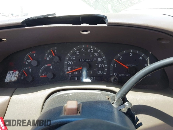 1997 Ford F-150 with VIN 1FTDX1769VNB04591, listed as a IAAI auction lot 42318471 with 202,860 mi miles and . Bid and sale history available at DreamBid. Image 7.