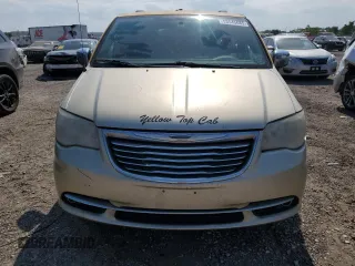 2012 Chrysler Town & Country Touring-L with VIN 2C4RC1CG4CR146070, listed as a Copart auction lot 53545685 with 251,620 mi miles and Salvage Title. Bid and sale history available at carsss.com. Image 5.