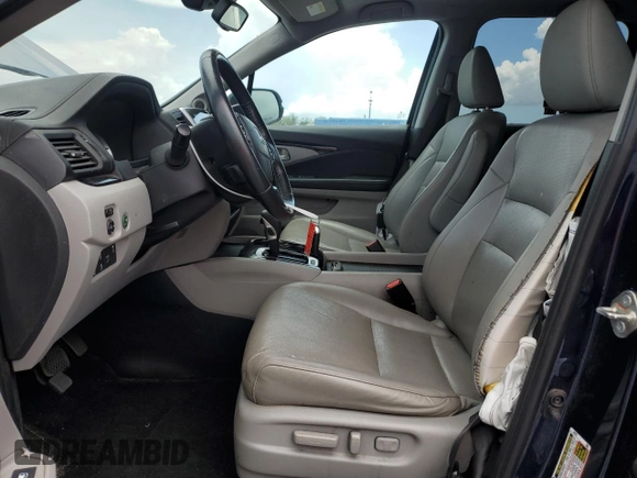 2019 Honda Ridgeline RTL-E with VIN 5FPYK3F76KB010613, listed as a Copart auction lot 60401125 with 90,492 mi miles and Salvage title. Bid and sale history available at DreamBid. Image 7.