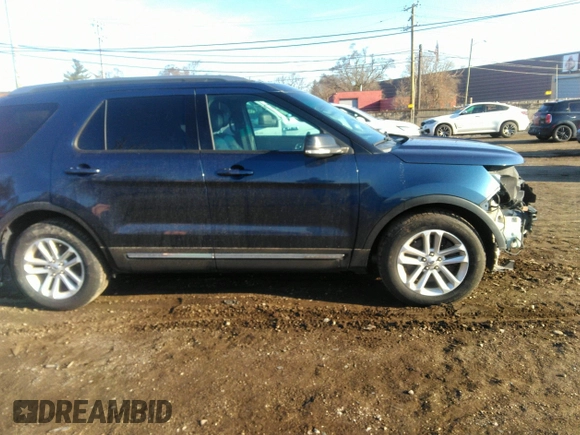 2016 Ford Explorer XLT with VIN 1FM5K7D81GGB40905, listed as a IAAI auction lot 41846717 with 157,663 mi miles and . Bid and sale history available at carsss.com. Image 13.