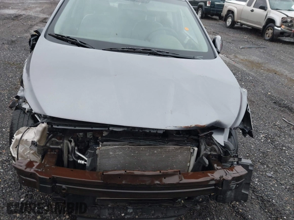 2017 Hyundai Accent SE with VIN KMHCT4AEXHU286686, listed as a IAAI auction lot 40889036 with 61,380 mi miles. Bid and sale history available at carsss.com. Image 6.