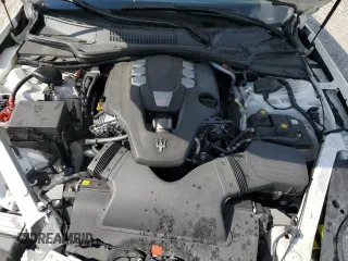 2022 Maserati Quattroporte GT z VIN ZAM56XPA8N1391441, wystawiony jako Copart lot #52809735 z przebiegiem 26 405 mil mil oraz Szkoda całkowita • Salvage title. Historia ofert i sprzedaży dostępna na DreamBid. Obrazek 12.