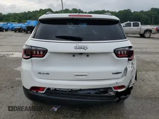 2023 Jeep Compass Latitude с VIN 3C4NJDBN8PT562163, выставлен на аукционе Copart как лот 63021635 с пробегом 51 549 миль миль и Списание • Salvage title. История ставок и продаж доступна на DreamBid. Изображение 6.
