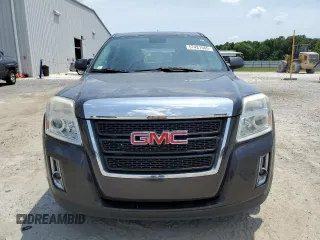 2015 GMC Terrain SLE z VIN 2GKALMEK0F6143709, wystawiony jako Copart lot #57421565 z przebiegiem 128 517 mil mil oraz Czysty tytuł • Clean title. Historia ofert i sprzedaży dostępna na DreamBid. Obrazek 5.