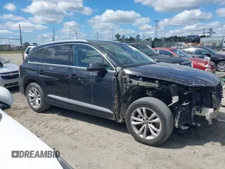 2019 Audi Q7 Premium Plus z VIN WA1LABF70KD010916, wystawiony jako IAAI lot #42027043 z przebiegiem 143 812 mil mil oraz . Historia ofert i sprzedaży dostępna na DreamBid. Obrazek 13.