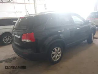 2013 Kia Sorento LX with VIN 5XYKT4A24DG364087, listed as a IAAI auction lot 42540199 with 238,247 mi miles and . Bid and sale history available at DreamBid. Image 4.