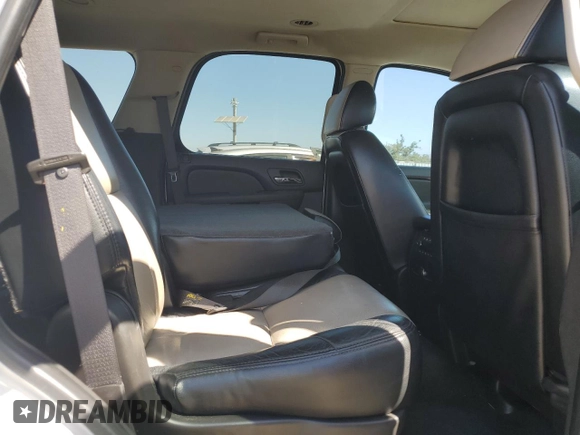 2007 Chevrolet Tahoe LTZ with VIN 1GNFC13J47R182259, listed as a Copart auction lot 57441205 with 204,898 mi miles and Salvage title. Bid and sale history available at DreamBid. Image 11.