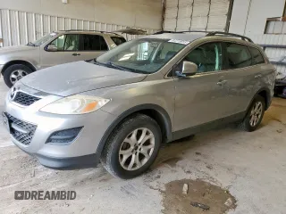 2011 Mazda CX-9 Sport z VIN JM3TB2BA9B0322607, wystawiony jako Copart lot #64318655 z przebiegiem 193 242 mil mil oraz Czysty tytuł • Clean title. Historia ofert i sprzedaży dostępna na DreamBid. Obrazek 1.